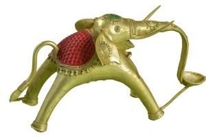 BM 10122 Elephant Golden and Red with candle stand 2